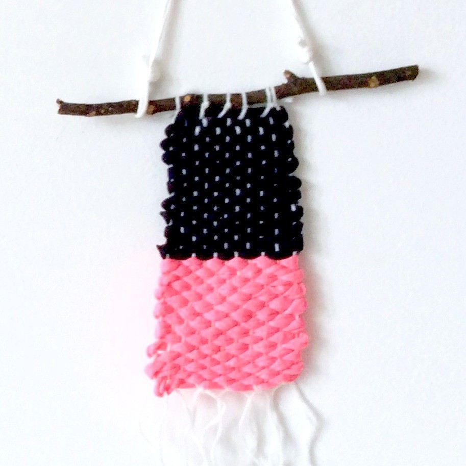 einfaches Weben mit Kindern - wallhanging